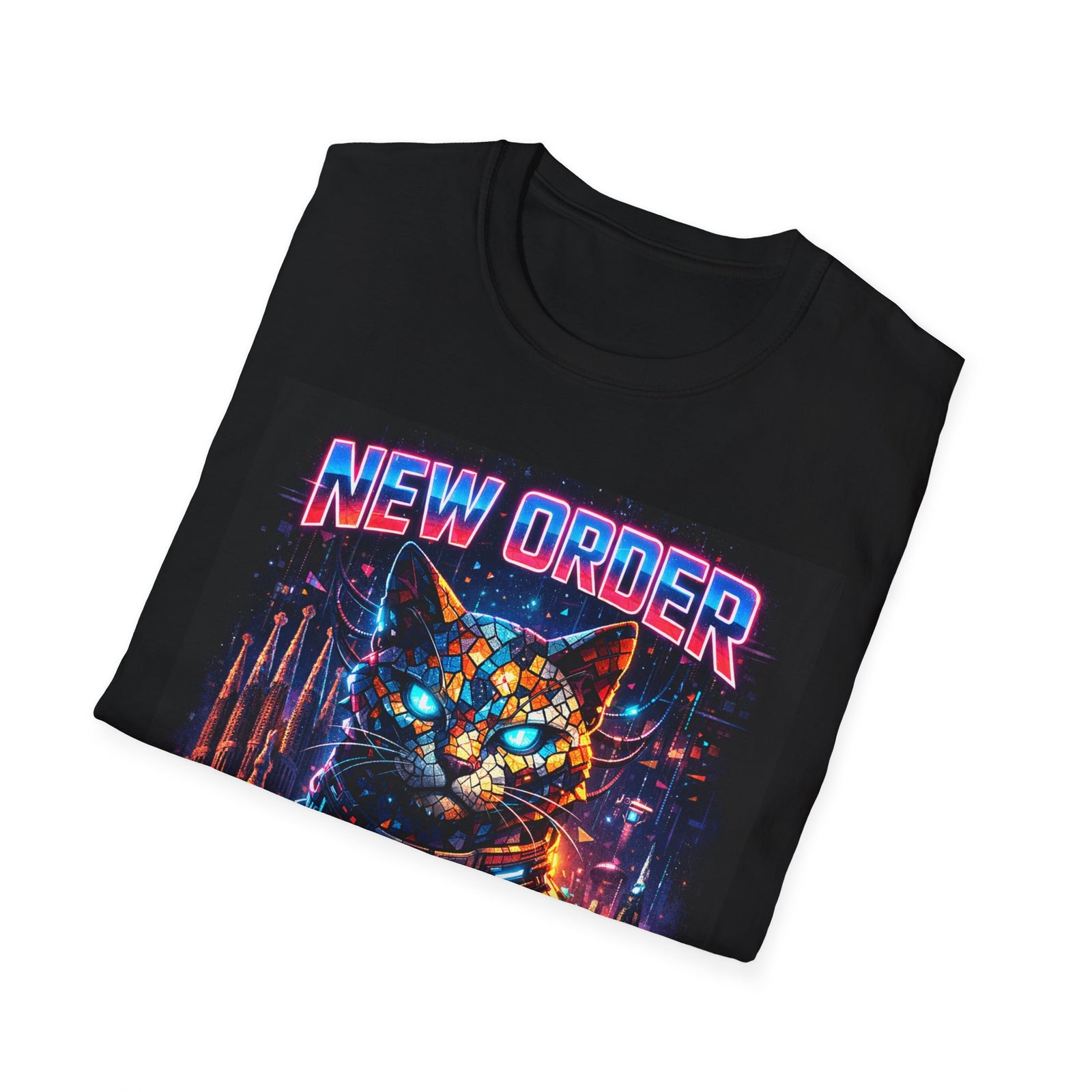 Camiseta negra doblada diseño New Order gato cyberpunk Gatoloco