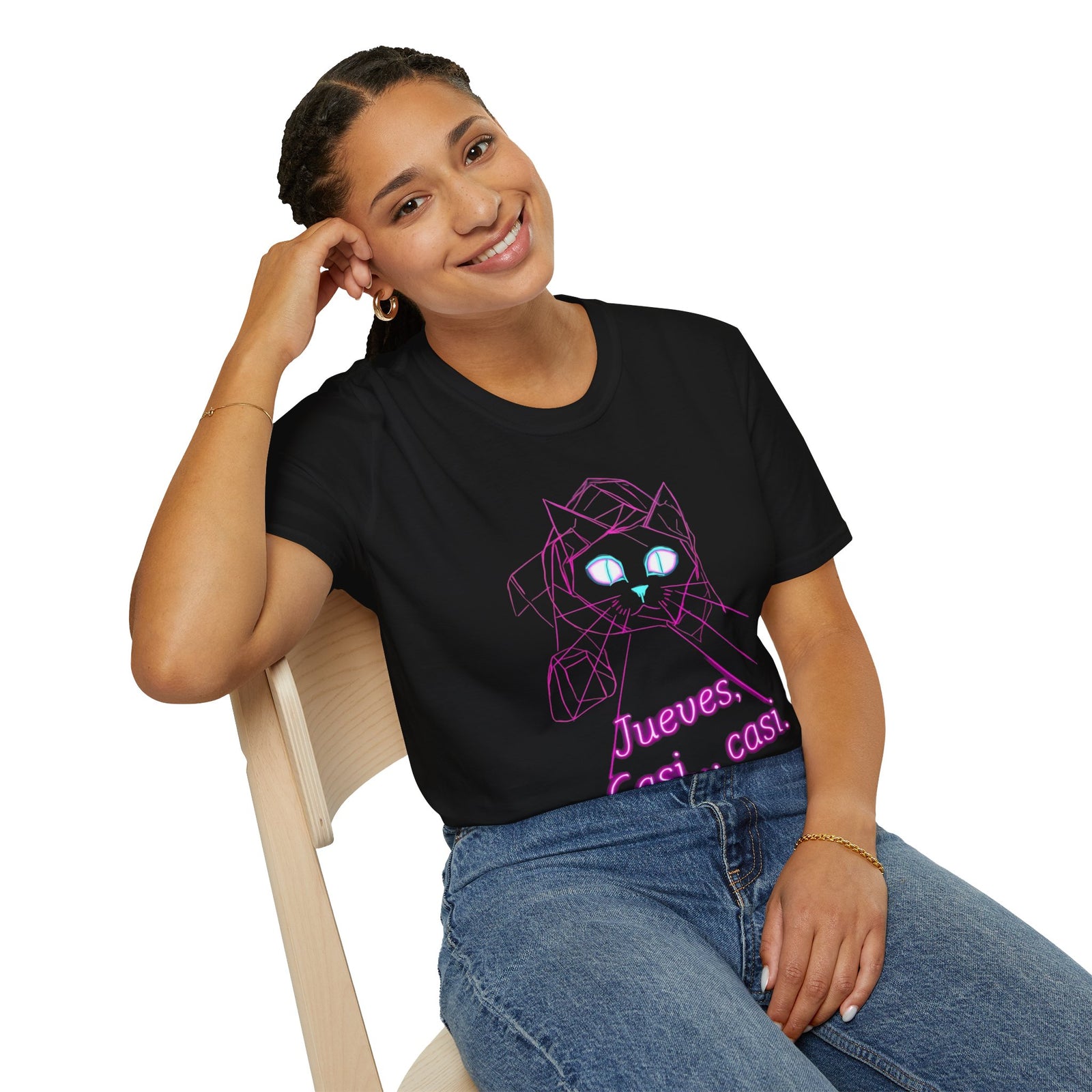 T-Shirt — Neon Cat "Jueves, Casi... casi." Retro Vaporwave Tee