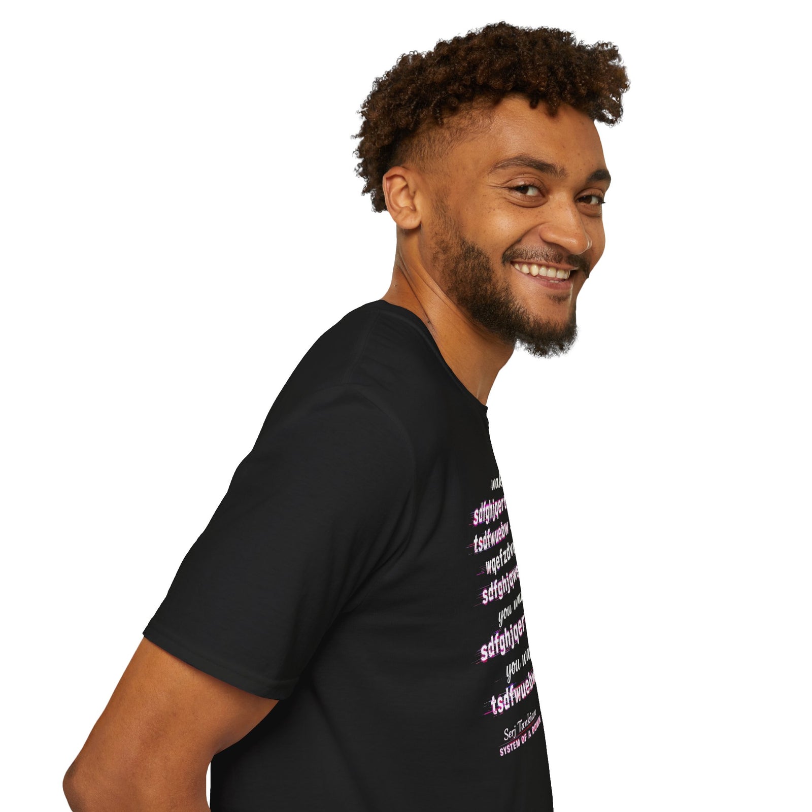 Perfil lateral hombre con camiseta negra gato neón Wake Up Gatoloco